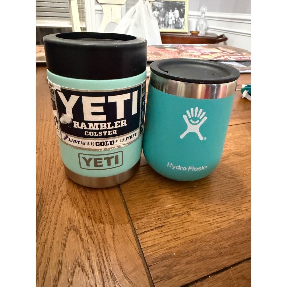 Yeti Rambler Colster Hydro Flask Tumbler Teal Insulated Can Cooler Set